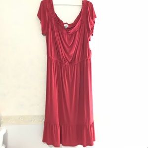 Long & Flattering off the shoulder dress 💗 NWT